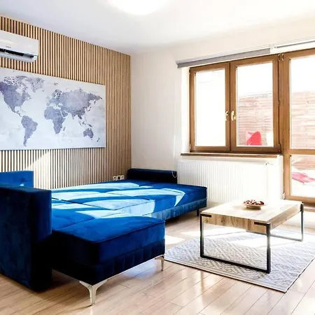 公寓 Family-friendly With 34m2 Terrace In City Center, Direct Line - Main Bus & Train Station *